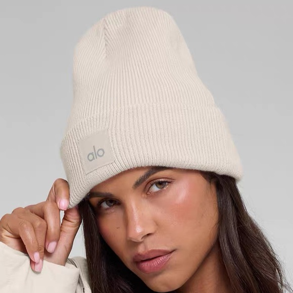 ALO Yoga Accessories - Alo Fold-Over Beanie